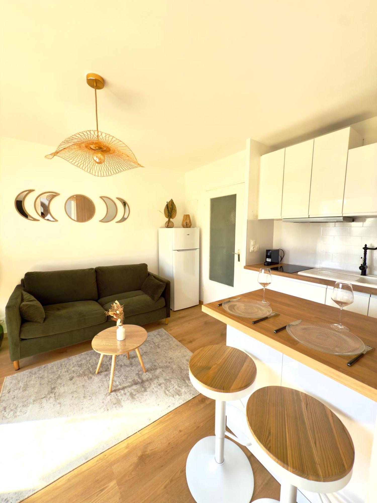Appartement Cosy 1 Chambre Pour 2 Pers - Renove - Terrasse - Parking دينار المظهر الخارجي الصورة